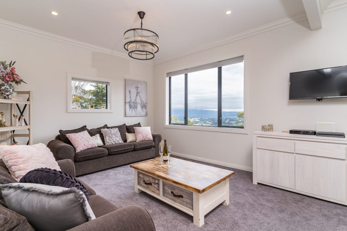 5 Chain Hills Road, Chain Hills, Dunedin - Carousel 2