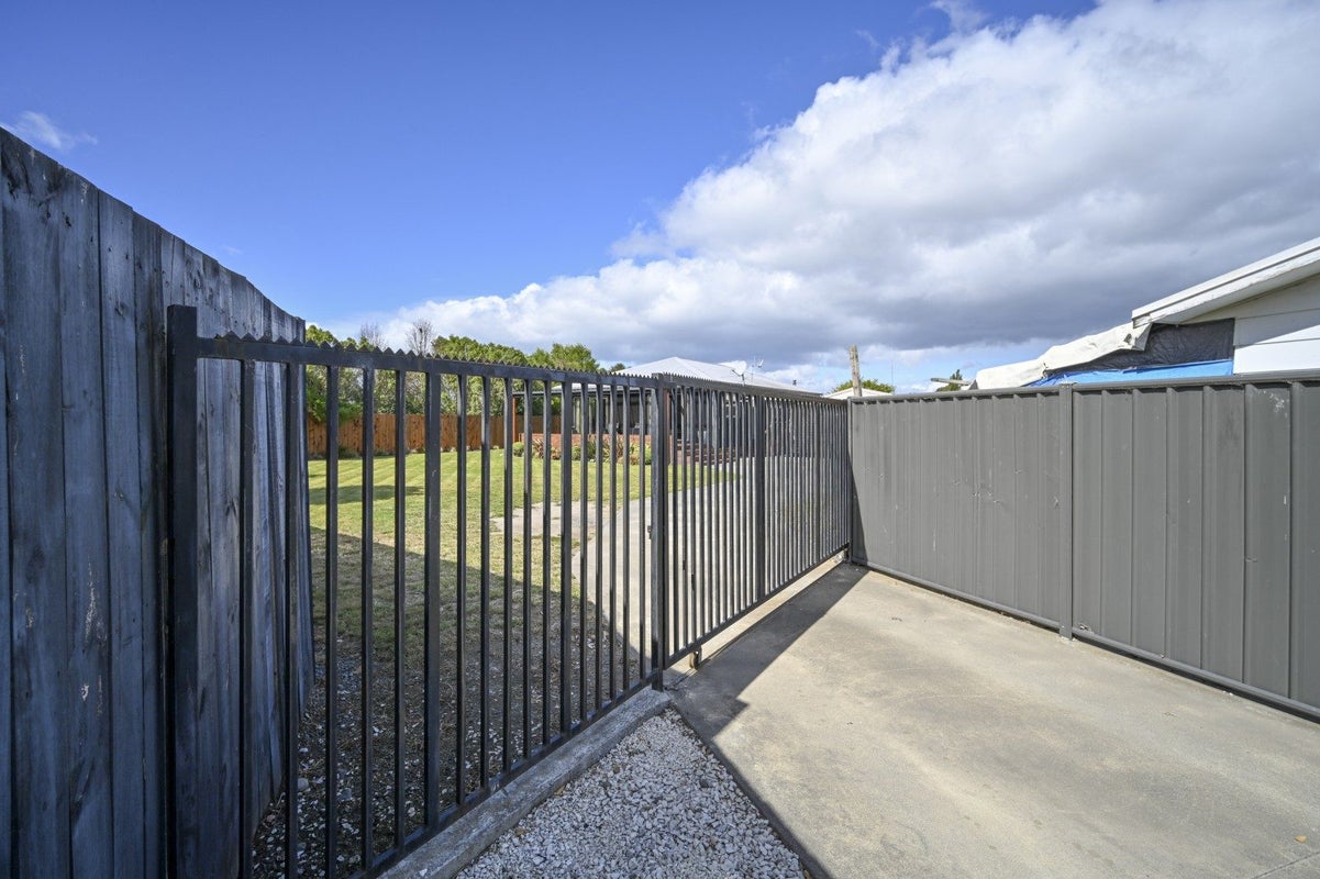 16 Arklow Place, Flaxmere, Hastings - Carousel 17