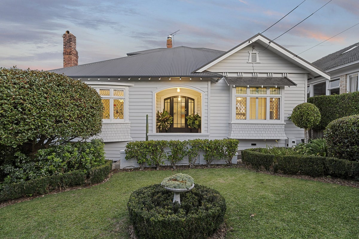 72 Kitenui Avenue, Mount Albert, Auckland - Carousel 2