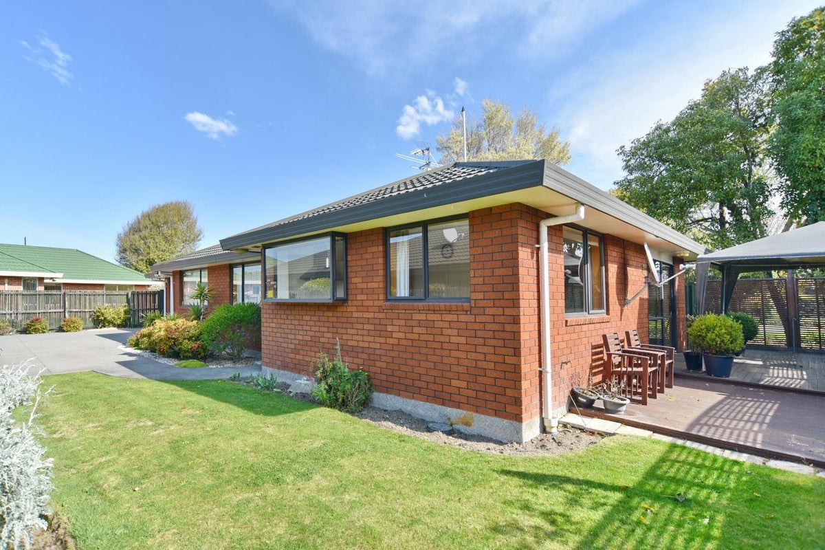 2/3 Netherby Lane, Shirley, Christchurch - Carousel 20