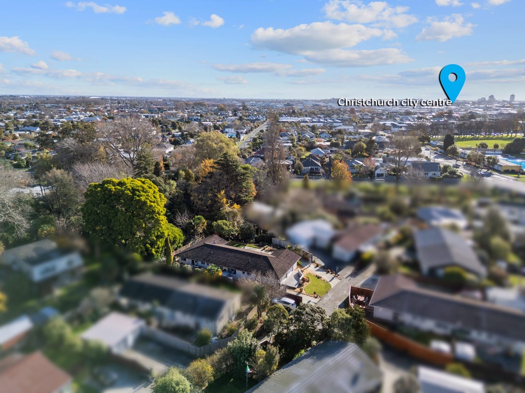1/8 Hythe Lane, Saint Martins, Christchurch - Carousel 24