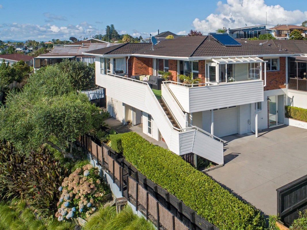 42 Whitaker Street, Otumoetai, Tauranga - Carousel 2