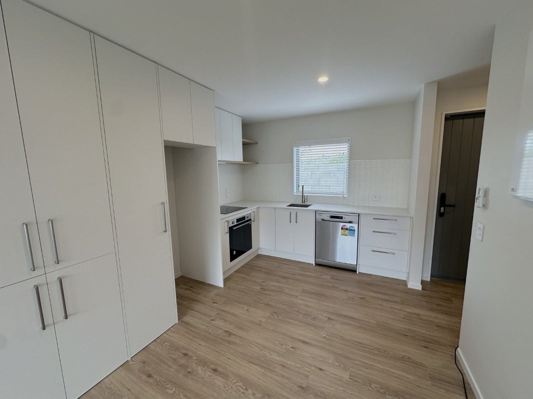 2/43 Rahera Street, Spreydon, Christchurch - Carousel 2
