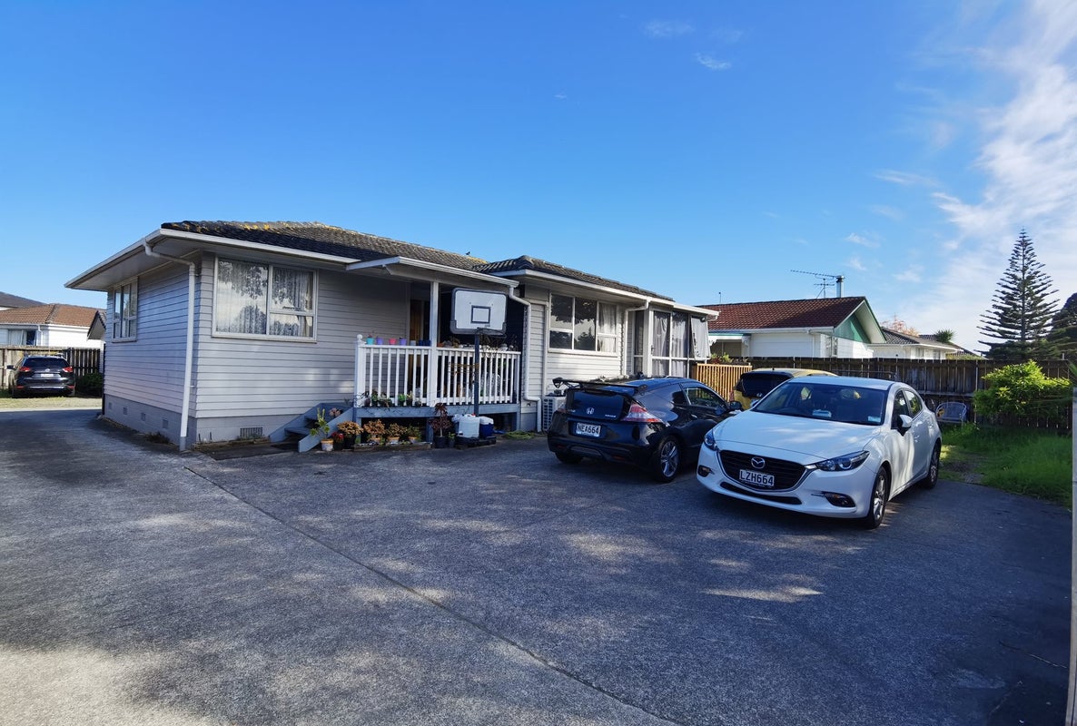 395 Bucklands Beach Road, Bucklands Beach, Auckland - Carousel 1