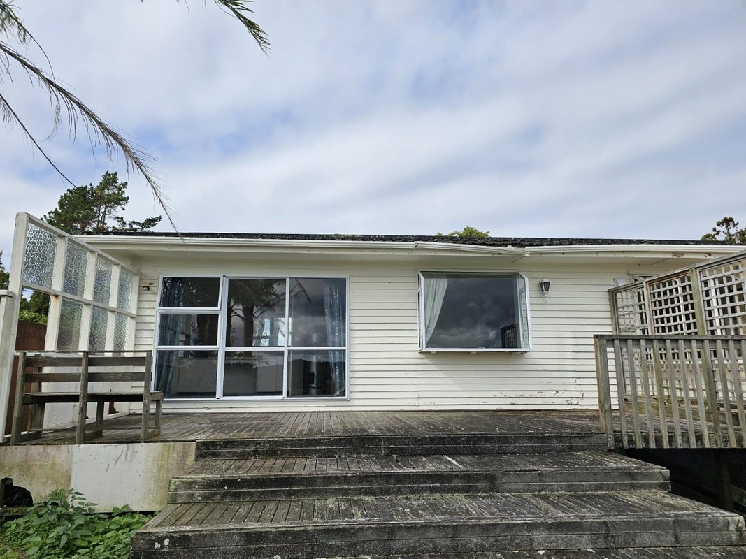 139 Simpson Road, Henderson Valley, Auckland - Carousel 2