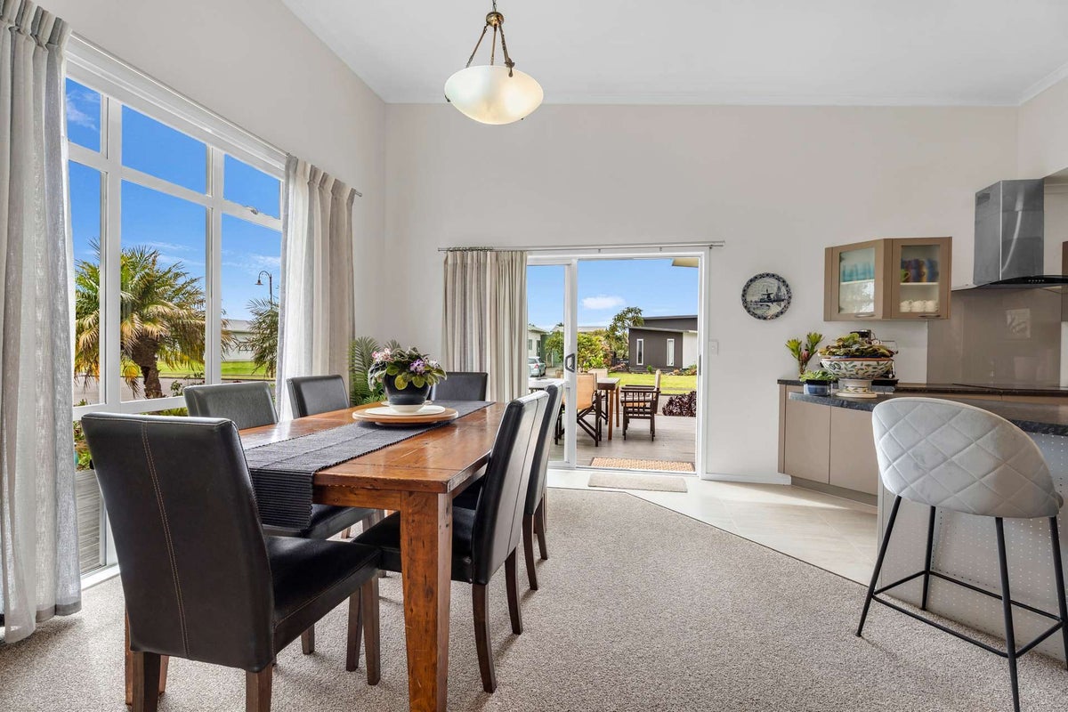 18 Pacific Place, Whitianga, Whitianga - Carousel 2