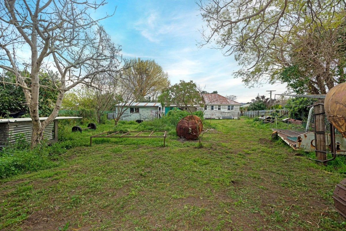 17 Miro Street, Elgin, Gisborne - Carousel 2