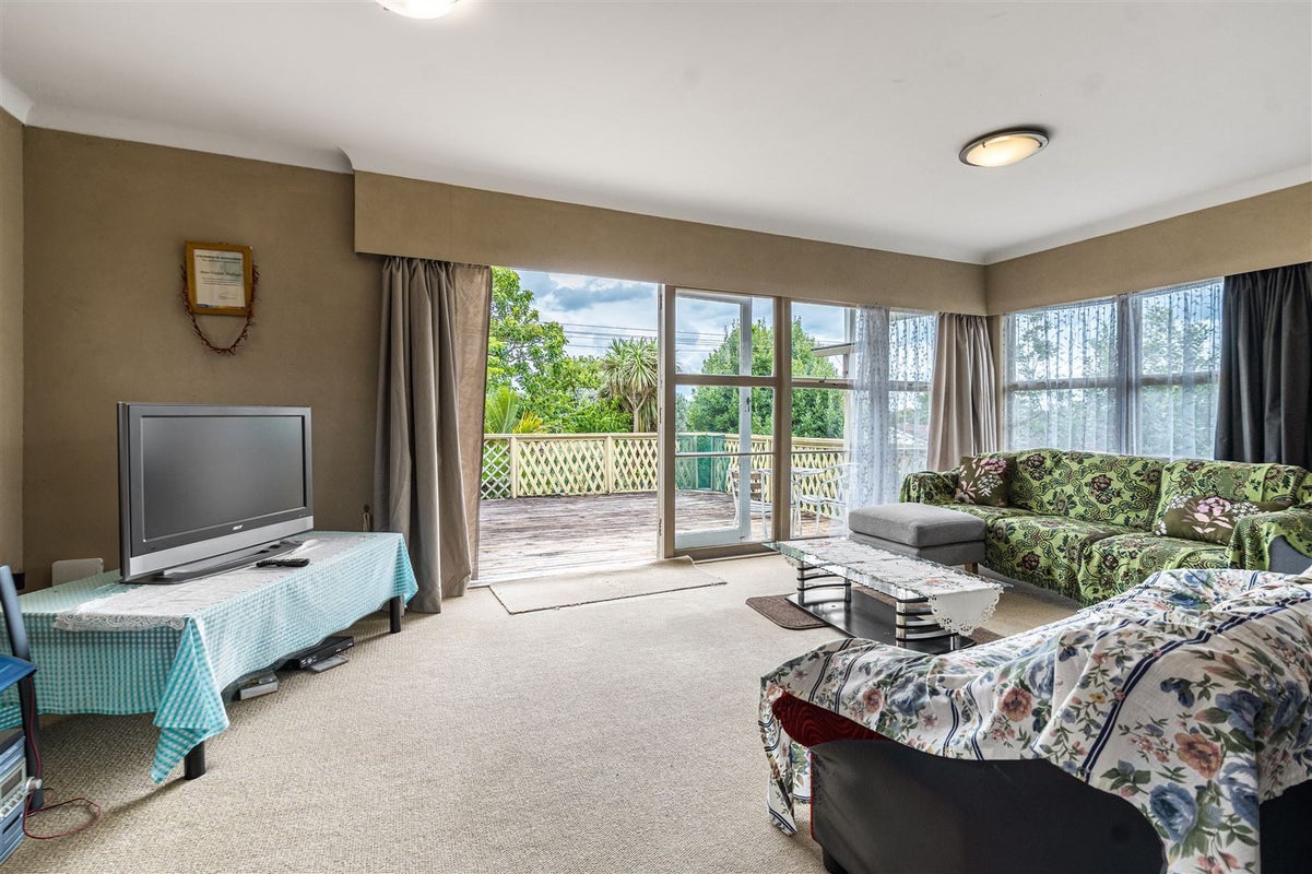 16A Allenby Road, Panmure, Auckland - Carousel 2
