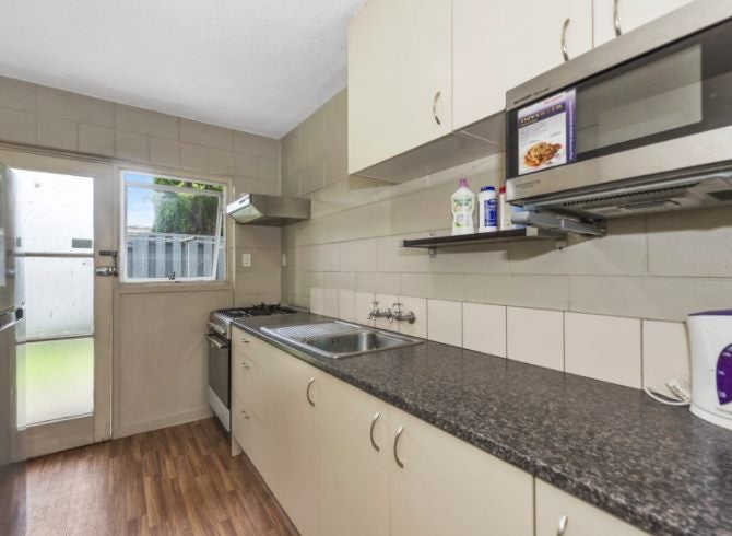 2/46 May Street, Hamilton East, Hamilton - Carousel 2