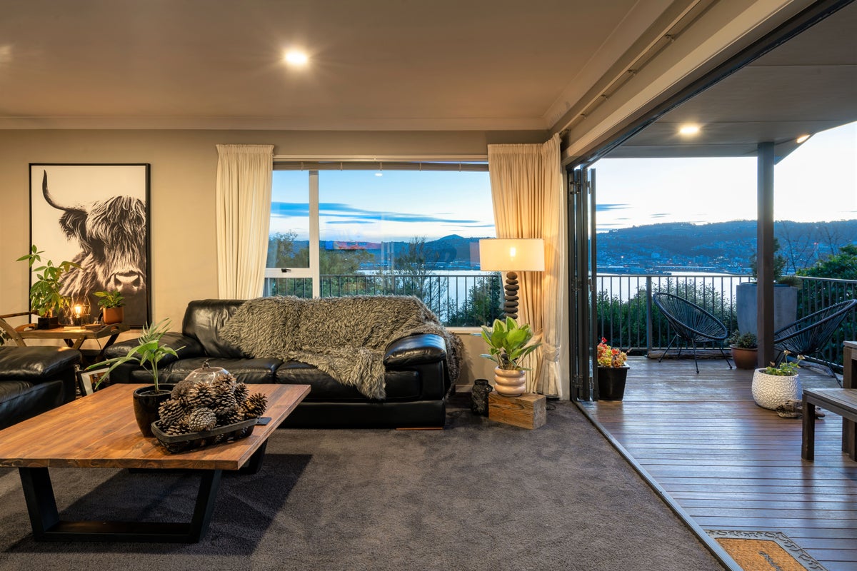 16 Shandon Road, Vauxhall, Dunedin - Carousel 2