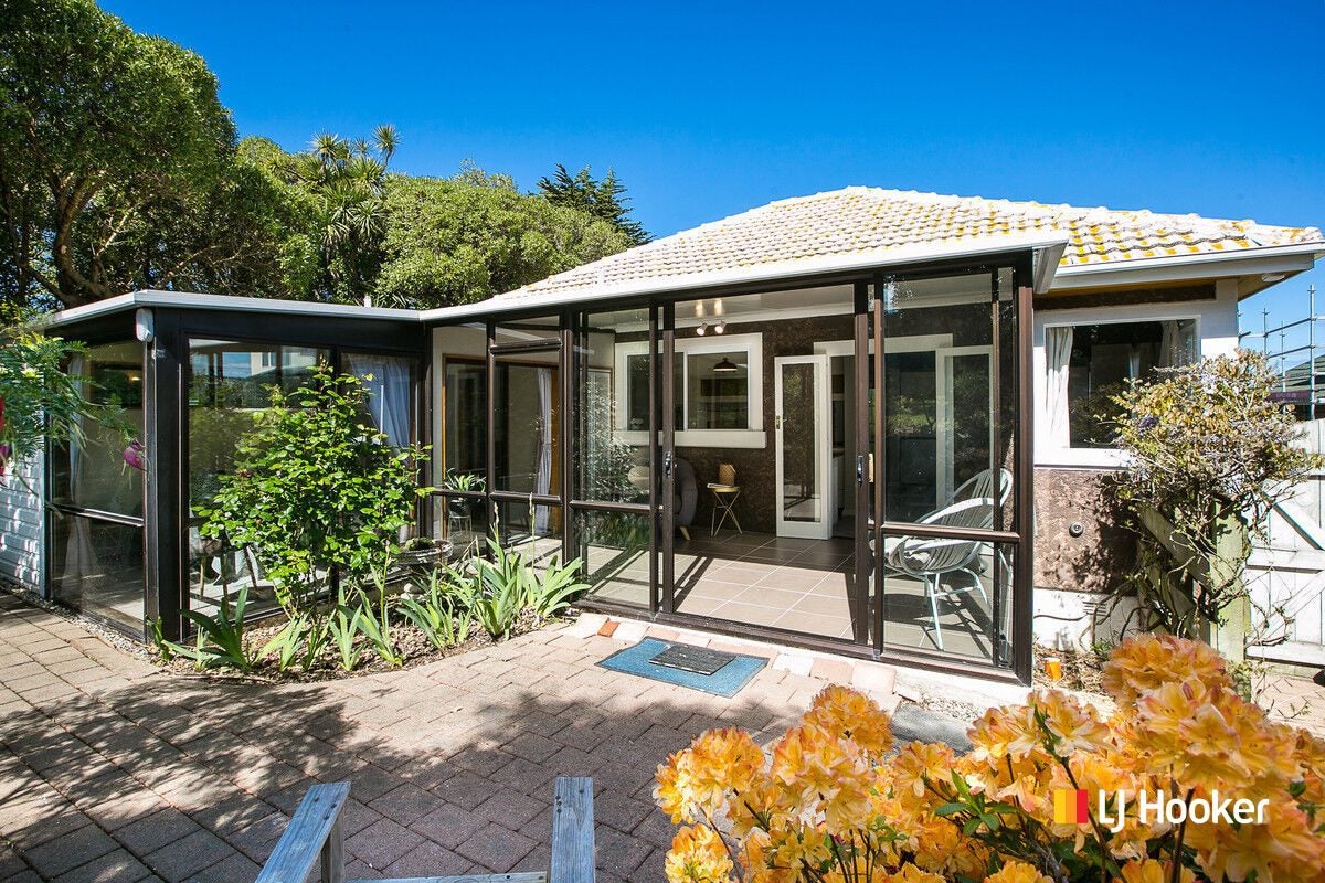 11 Spencer Street, Andersons Bay, Dunedin - Carousel 1