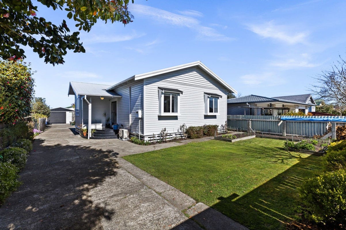 515 Wellwood Street, Saint Leonards, Hastings - Carousel 1