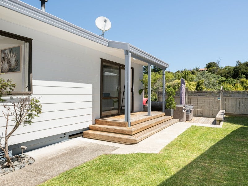 4B Coventry Street, Judea, Tauranga - Carousel 2