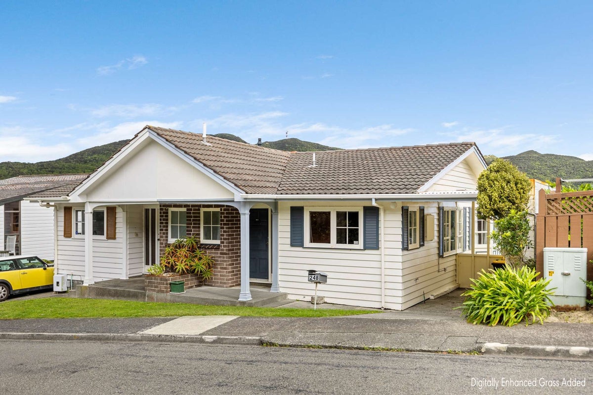 24B Parklands Drive, Karori, Wellington - Carousel 2