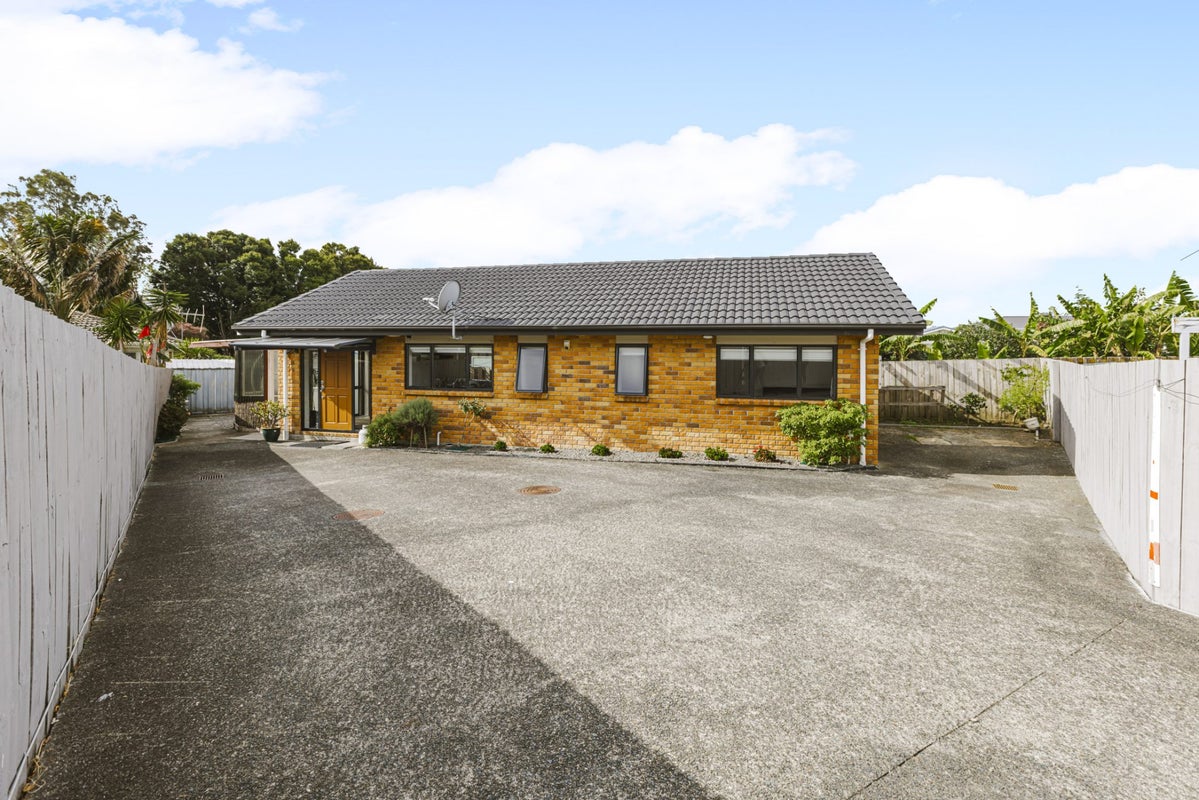 8A Ramsey Street, Papatoetoe, Auckland - Carousel 2