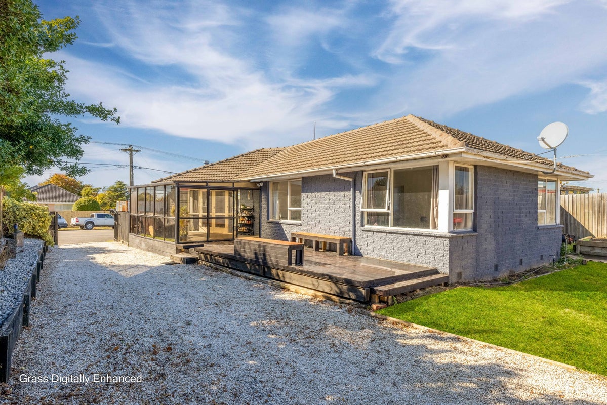 50 Rowan Avenue, Aranui, Christchurch - Carousel 1