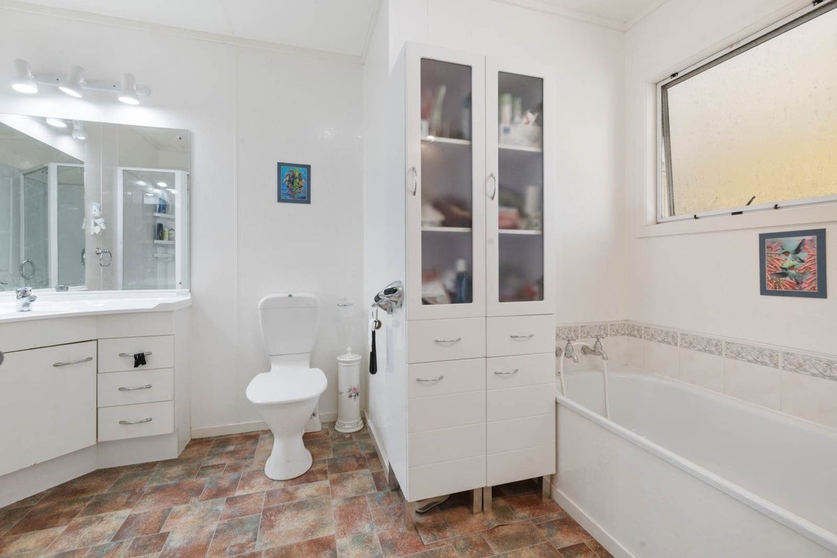 143 Mullins Road, Ardmore, Papakura - Carousel 19