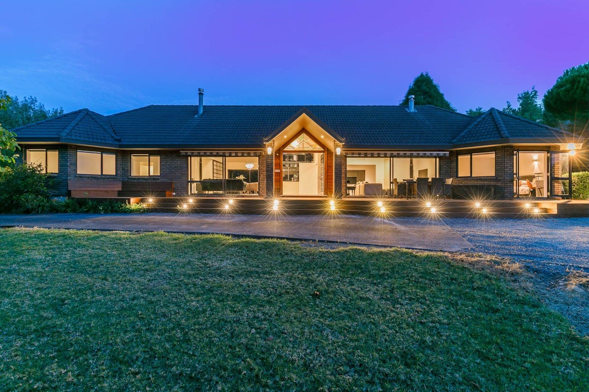 211 Pine Valley Road, Silverdale - Carousel 20