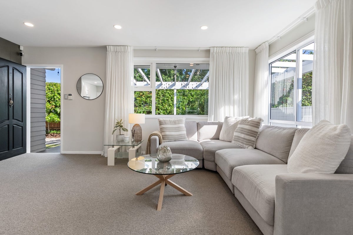 29 Sylvia Road, Hillcrest, Auckland - Carousel 2