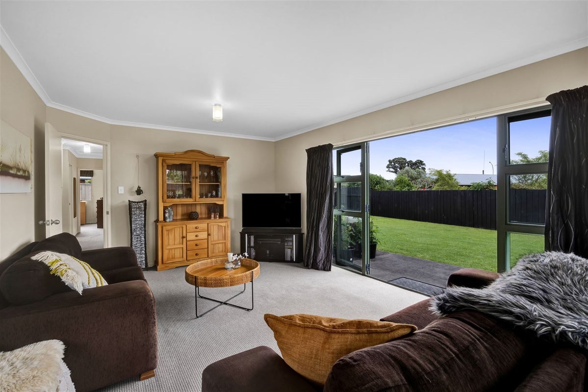 3B Meade Place, Bell Block, New Plymouth - Carousel 2
