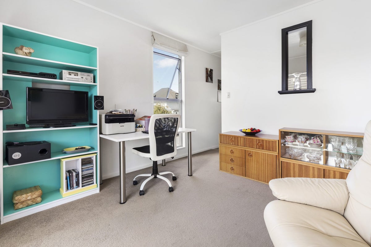 27 Mahora Street, Kilbirnie, Wellington - Carousel 2