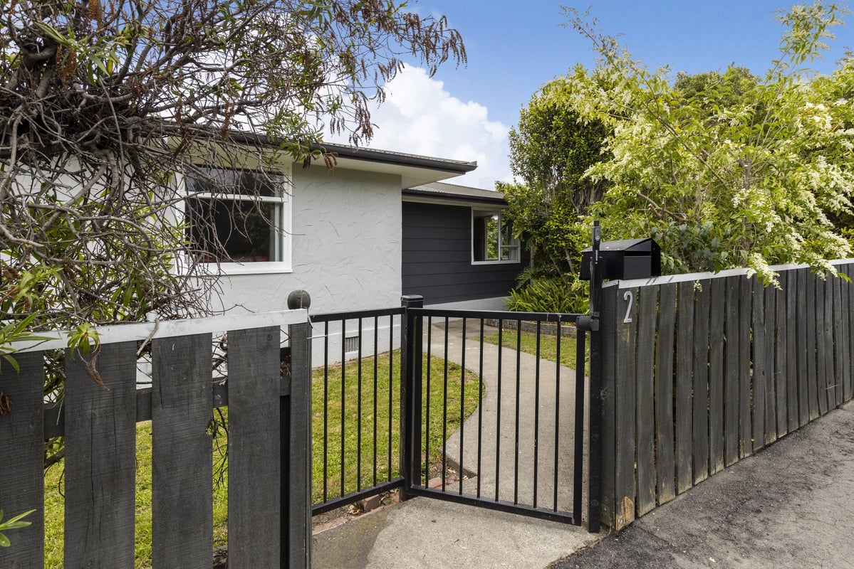 2 Glenroy Crescent, Springlands, Blenheim - Carousel 2