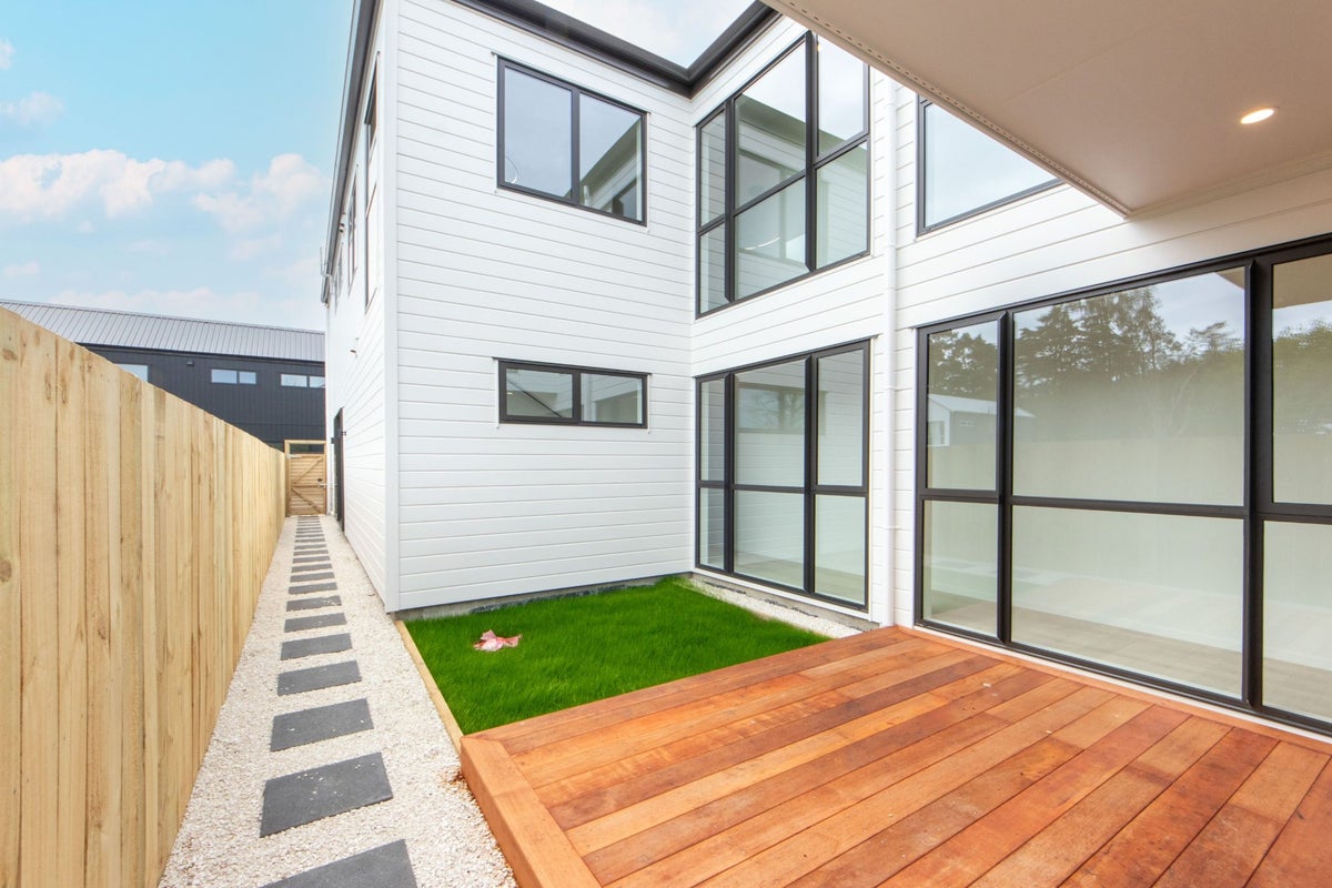 33C Burberry Road, Karaka, Papakura - Carousel 22