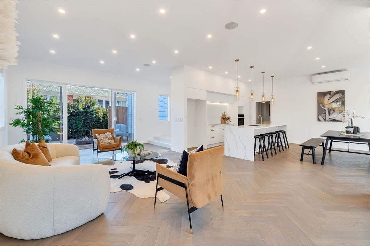 414B Beach Road, Mairangi Bay, Auckland - Carousel 2