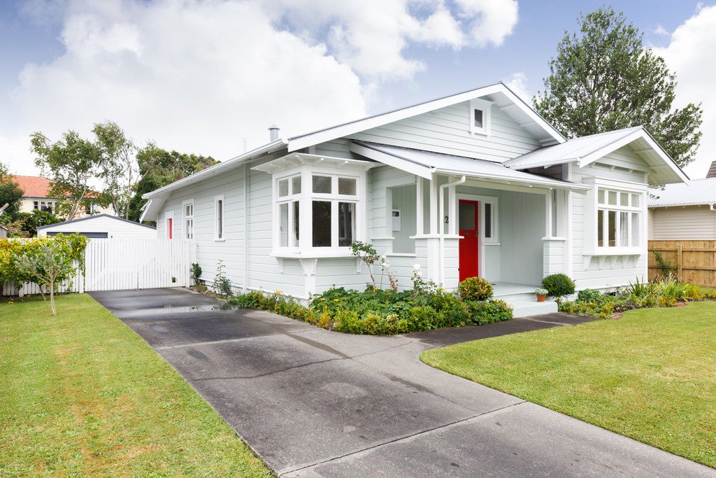 12 Moerangi Street, West End, Palmerston North - Carousel 1