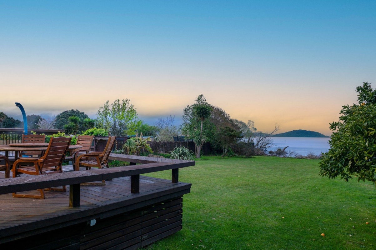 11 Mataiawhea Street, Ohinemutu, Rotorua - Carousel 1