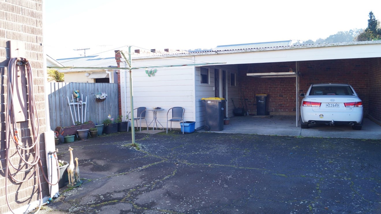 38 Thorn Street, Caversham, Dunedin - Carousel 8