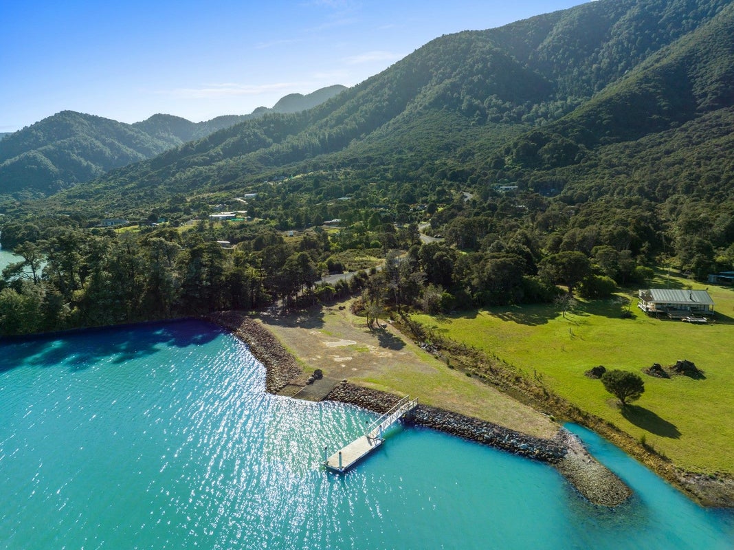 0 Kaiuma Bay, Kaiuma Bay, Havelock - Carousel 13
