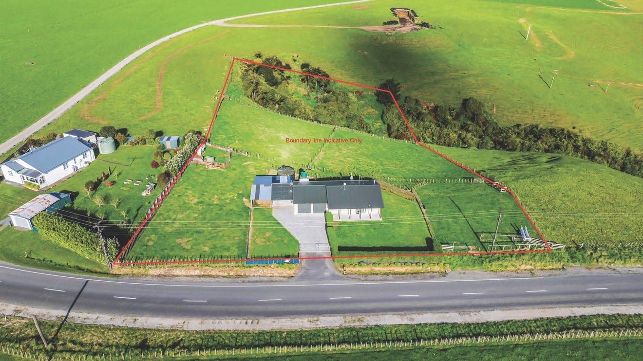 902 Ararata Road, Hawera - Carousel 1