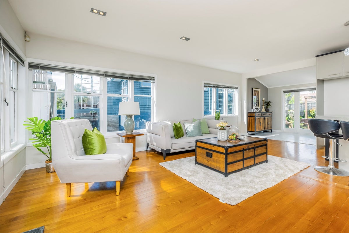 1/31 Howe Street, Howick, Auckland - Carousel 1