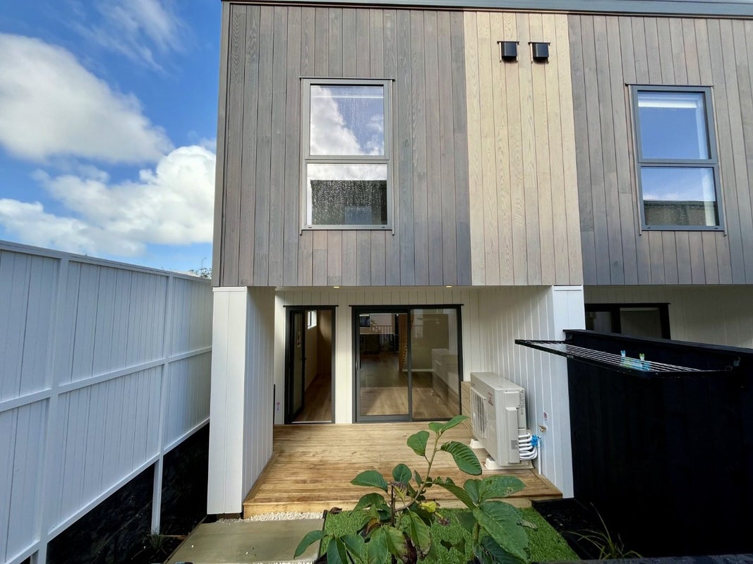 6/506 Glenfield Road, Bayview, Auckland - Carousel 9