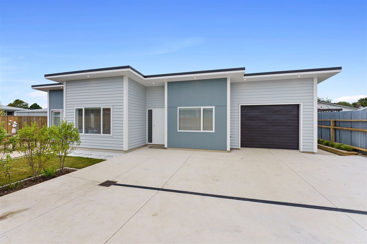 26 Heather Street, Levin, Levin - Carousel 1