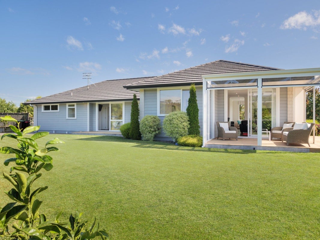 43 Double Bay Road, Pyes Pa, Tauranga - Carousel 1