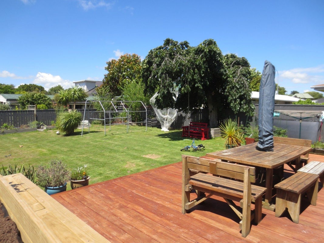 139 Cook Street, West End, Palmerston North - Carousel 3