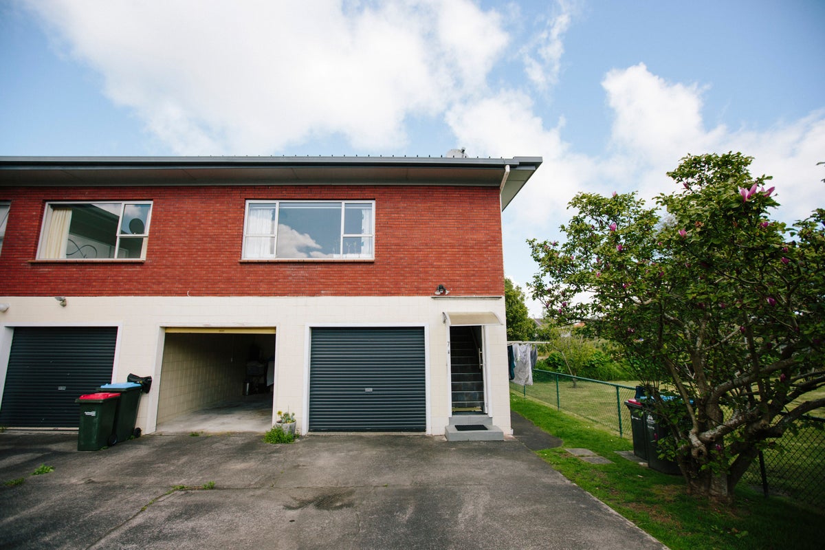 7/189 Hendon Avenue, Owairaka, Auckland - Carousel 1
