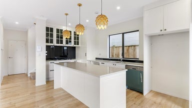 25 Collier Drive, Flat Bush, Auckland - Carousel 1