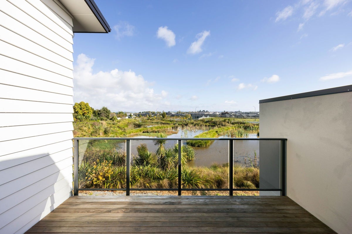 8/37 North Ridge Drive, Rototuna North, Hamilton - Carousel 18