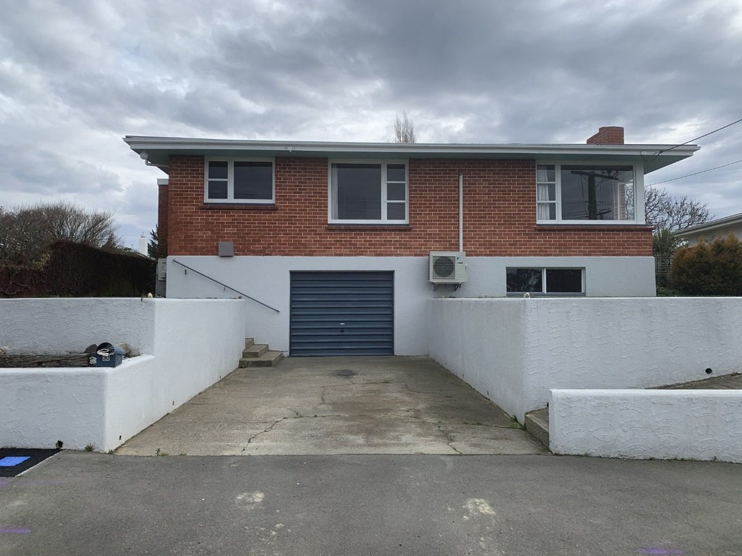 30 Glendale Crescent, Holmes Hill, Oamaru - Carousel 1