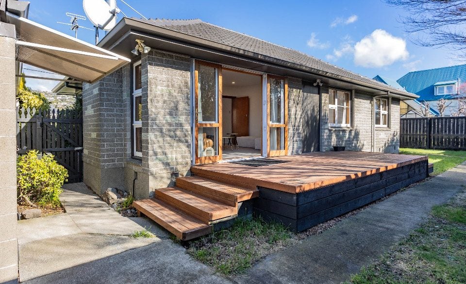3 Corson Avenue, Beckenham, Christchurch - Carousel 2