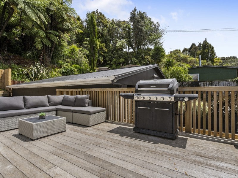 120 Huatoki Street, Frankleigh Park, New Plymouth - Carousel 2