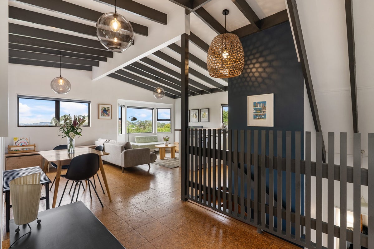 2/26 Colonial Road, Birkenhead, Auckland - Carousel 2