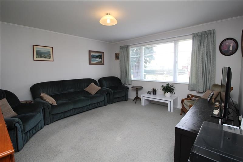 4 Grayson Avenue, Mangakakahi, Rotorua - Carousel 2