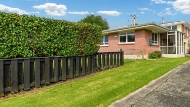 81 Mansels Road, Greerton, Tauranga - Carousel 1