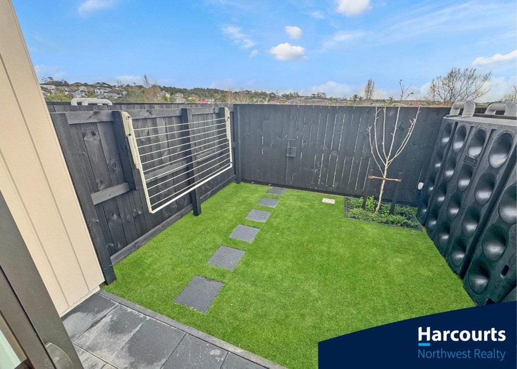 7/48 Moire Road, Massey, Auckland - Carousel 14