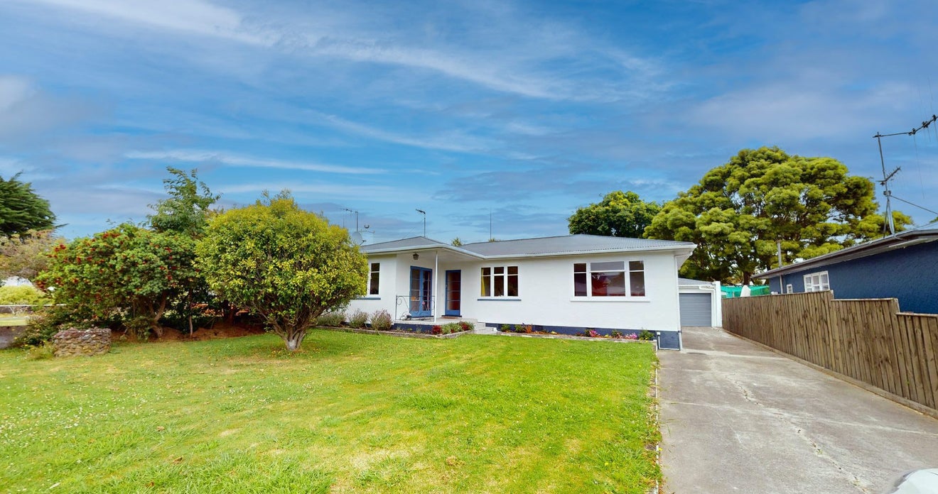 6 Miles Place, Awapuni, Palmerston North - Carousel 2