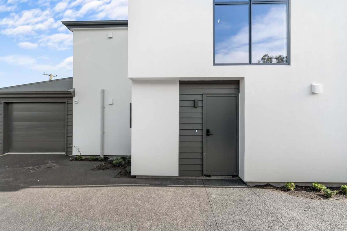 1/6 Auburn Avenue, Upper Riccarton, Christchurch City, Canterbury - Carousel 2